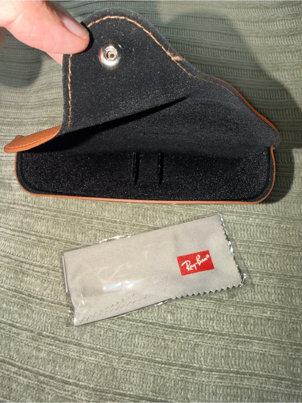Ray-Ban Brown Leather Sunglasses Case with Gray Cleaning Cloth